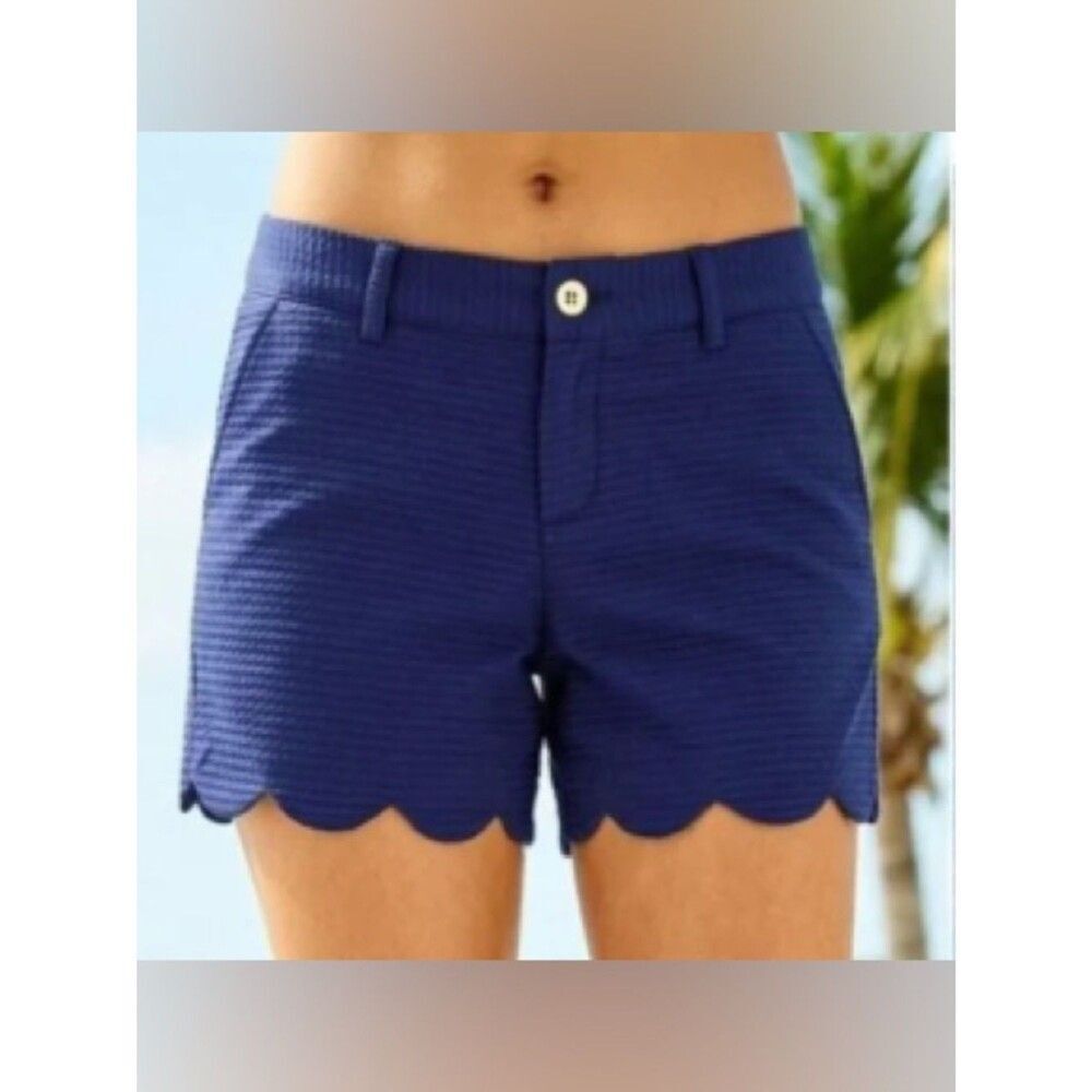 Lilly Pulitzer Buttercup Shorts Women's Size 2 True Navy Scalloped Hem